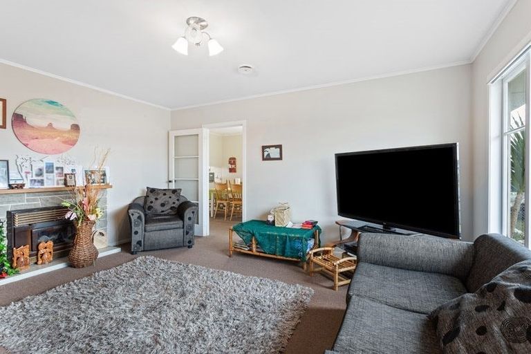 Photo of property in 16 Cheviot Street, Mangere East, Auckland, 2024