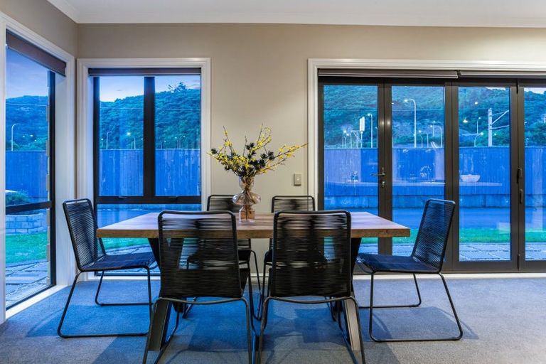 Photo of property in 9 Cottle Heath Close, Manor Park, Lower Hutt, 5019