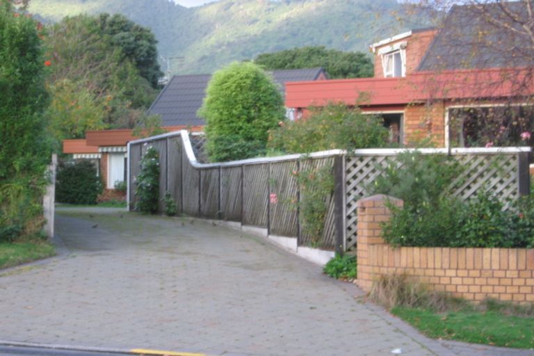 Photo of property in 43 Ngarara Road, Waikanae, 5036