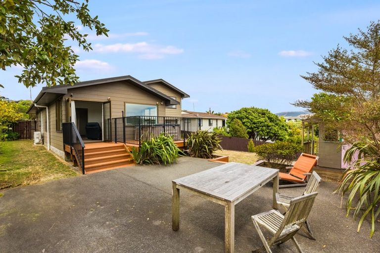 Photo of property in 12 Langwell Place, Papakowhai, Porirua, 5024
