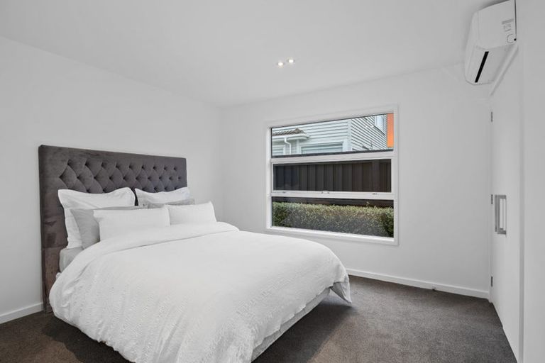 Photo of property in 209 Weston Road, St Albans, Christchurch, 8052