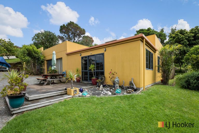 Photo of property in 25 Pohutukawa Drive, Athenree, Katikati, 3177