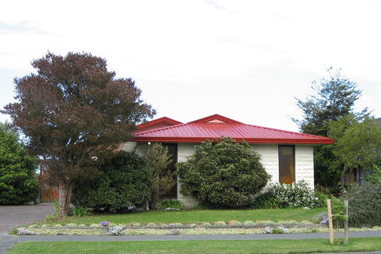 Photo of property in 14 Keldon Avenue, Rangiora, 7400