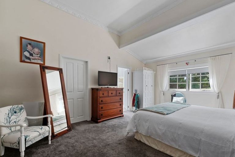 Photo of property in 268 Spur Road, Stillwater, Silverdale, 0993