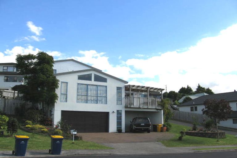 Photo of property in 21 Jacanas Place, Unsworth Heights, Auckland, 0632