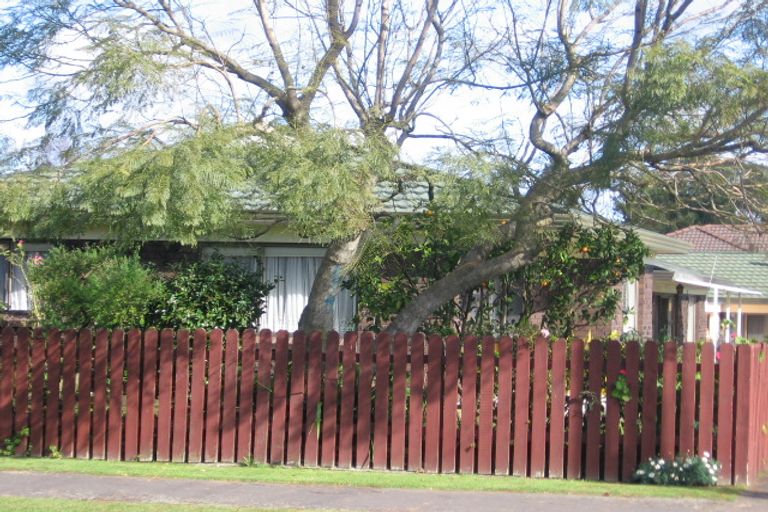 Photo of property in 2/8 Prictor Street, Papakura, 2110