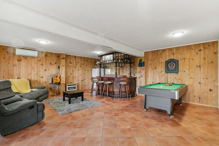 Photo of property in 67 Eugenia Rise, Totara Heights, Auckland, 2105