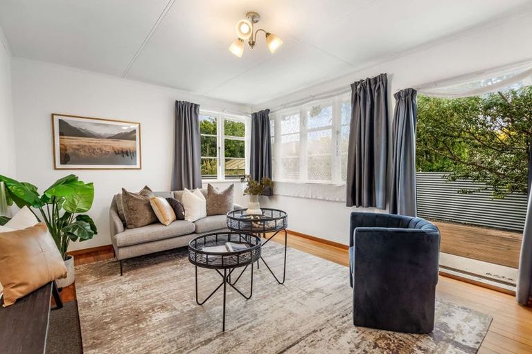 Photo of property in 1d Hendon Place, West End, Palmerston North, 4412