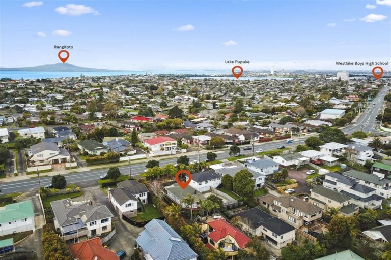 Photo of property in 1/154 Forrest Hill Road, Forrest Hill, Auckland, 0620