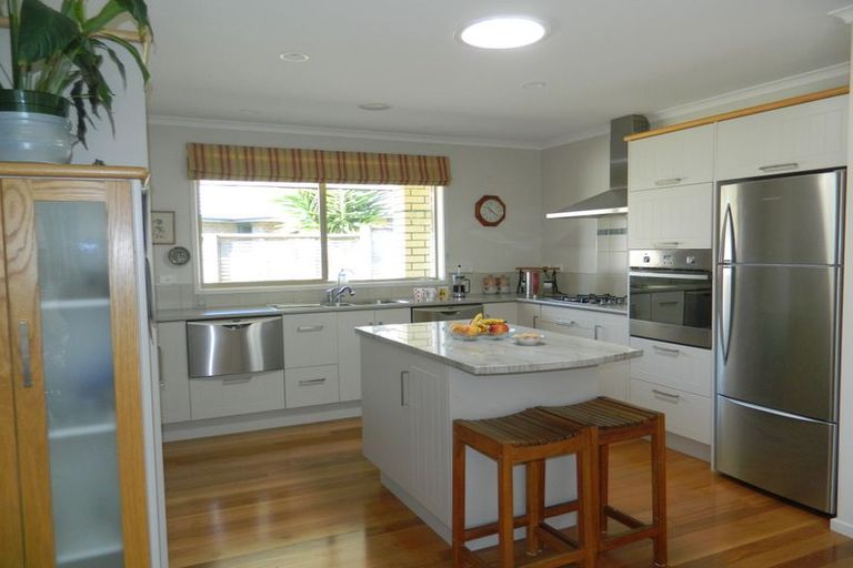Photo of property in 18 Ranui Avenue, Kerikeri, 0230