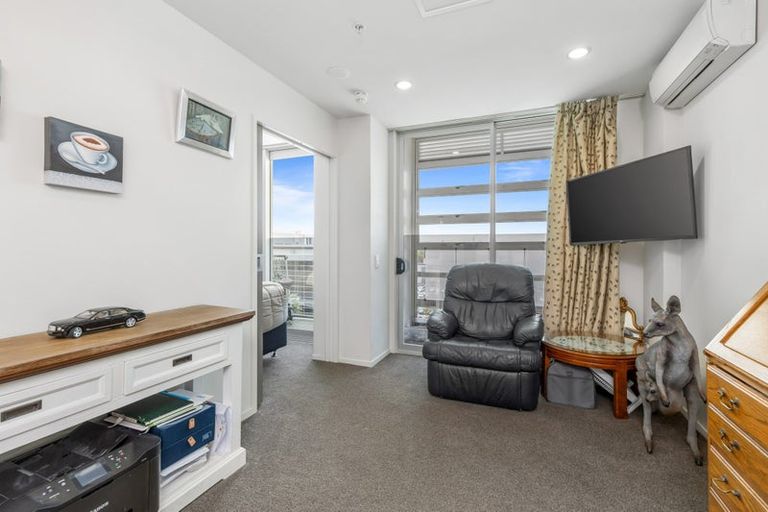 Photo of property in Proximity Apartments, 606/17 Osterley Way, Manukau, Auckland, 2104