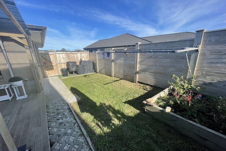 Photo of property in 51 Pitoitoi Drive, Riverhead, 0820