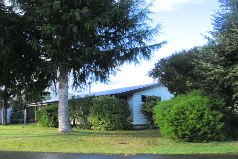 Photo of property in 6 Burton Place, Flaxmere, Hastings, 4120