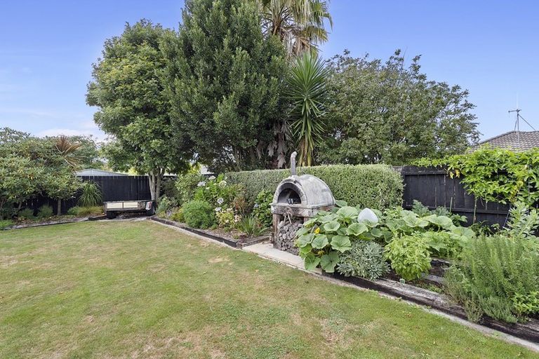 Photo of property in 20 Farringdon Avenue, Rototuna North, Hamilton, 3210