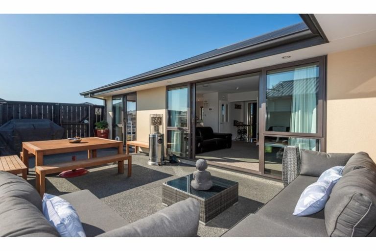 Photo of property in 8 Winfield Drive, Wigram, Christchurch, 8042