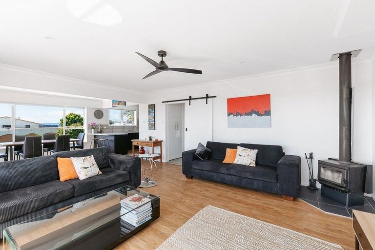 Photo of property in 6 Coppelia Avenue, Omokoroa, 3114