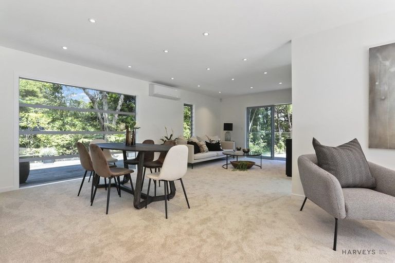 Photo of property in 13 Miha Road, Titirangi, Auckland, 0604