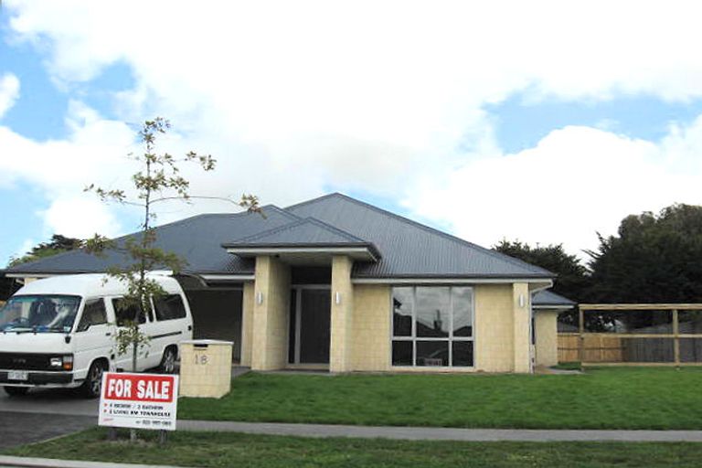 Photo of property in 18 Elmwood Drive, Prebbleton, 7604