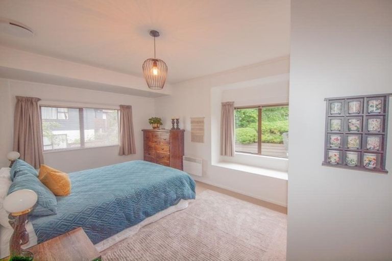 Photo of property in 7 Maywood Grove, Churton Park, Wellington, 6037