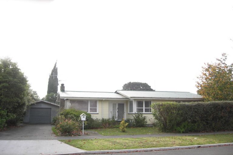 Photo of property in 70 Russell Road, Marewa, Napier, 4110