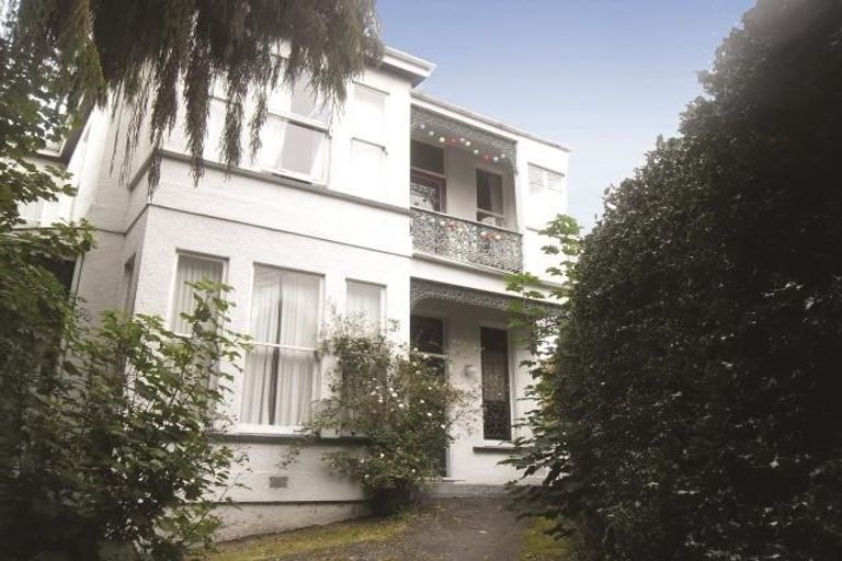 Photo of property in 25 Park Street, North Dunedin, Dunedin, 9016