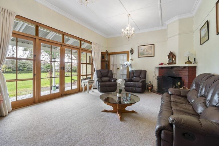 Photo of property in 7 Calico Line, Marton, 4710