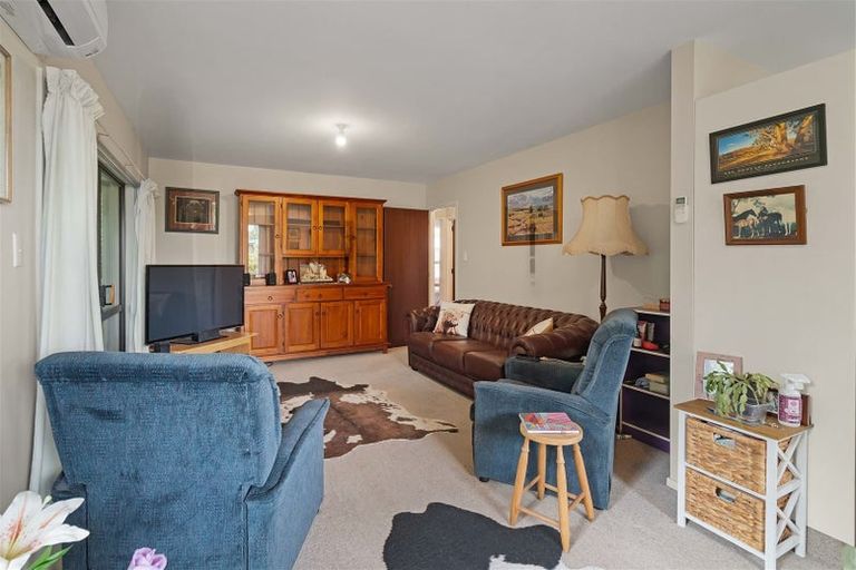 Photo of property in 2 Wilson Street, Islington, Christchurch, 8042