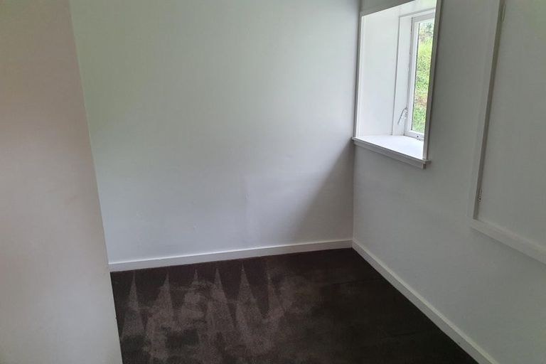 Photo of property in 3/25 Farm Road, Northland, Wellington, 6012