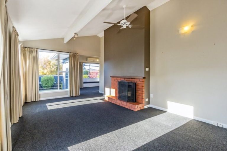 Photo of property in 54 Oriana Crescent, Hornby, Christchurch, 8042