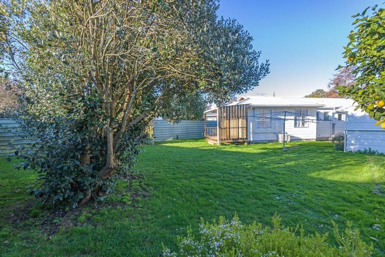 Photo of property in 48 Apollo Parade, Milson, Palmerston North, 4414