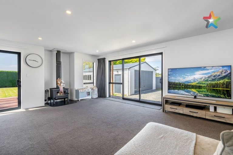 Photo of property in 53 Kirkbride Street, Wallacetown, 9816