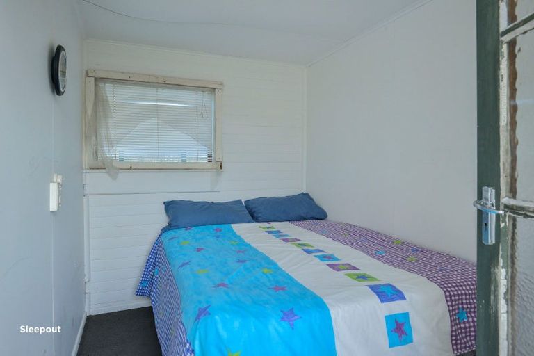 Photo of property in 4 Tarakihi Crescent, Mahia, Nuhaka, 4198