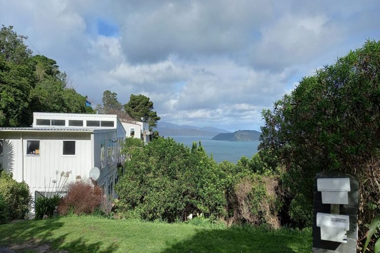 Photo of property in 70 Homebush Road, Khandallah, Wellington, 6035