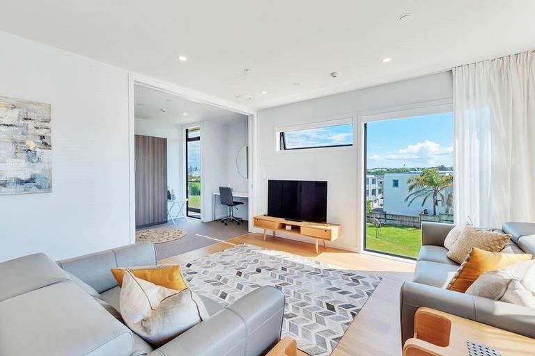 Photo of property in Frank Sargeson Apts, 101/80 Anzac Street, Takapuna, Auckland, 0622