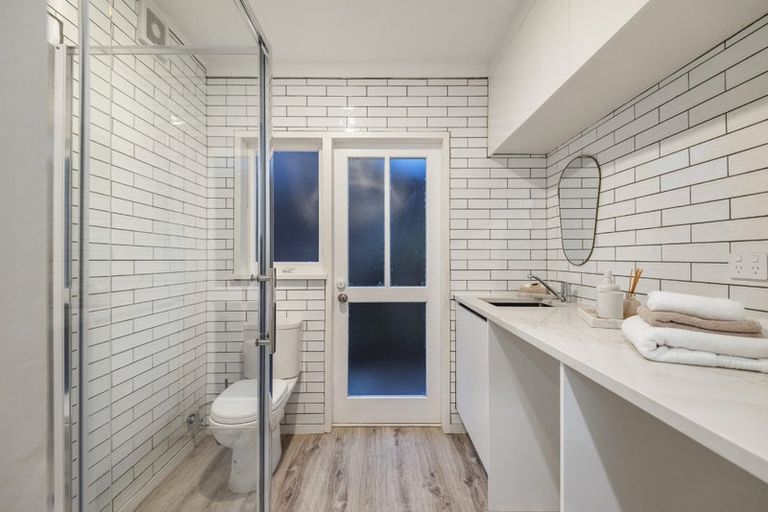 Photo of property in 86 Porritt Avenue, Chatswood, Auckland, 0626