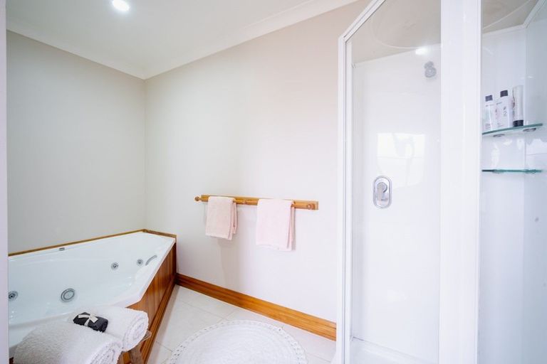 Photo of property in 330 Highcliff Road, Highcliff, Dunedin, 9013