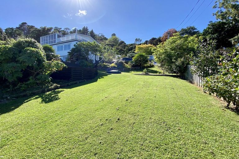 Photo of property in 35 Adams Road, Thornton Bay, Thames, 3575