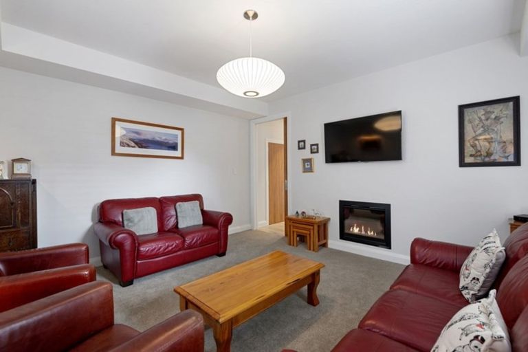 Photo of property in 3 Hartley Avenue, Strowan, Christchurch, 8052