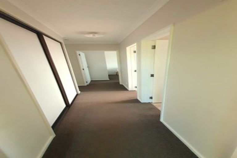 Photo of property in 1/3 Greystoke Lane, Avonhead, Christchurch, 8042