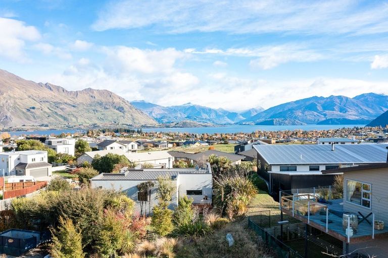 Photo of property in 122 Anderson Road, Wanaka, 9305