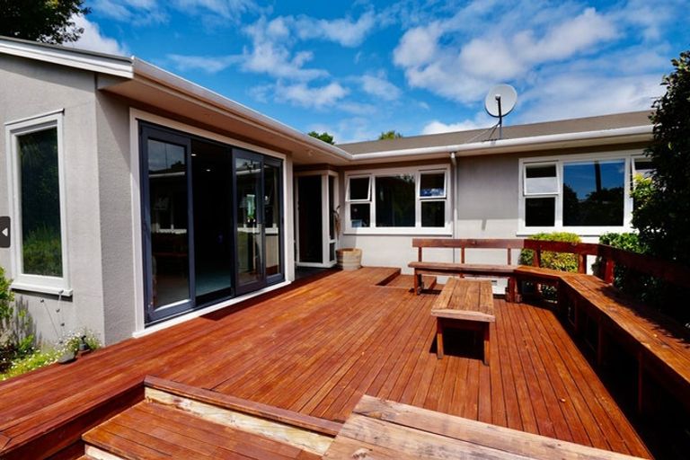 Photo of property in 74 Long Melford Road, Awapuni, Palmerston North, 4412