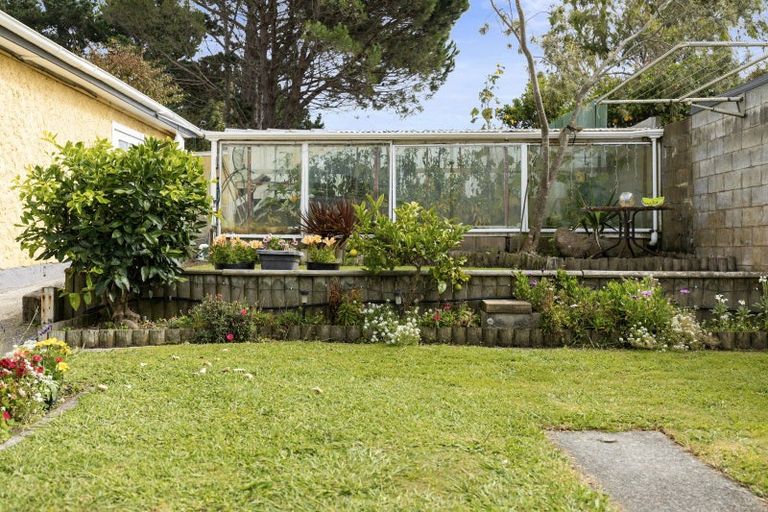 Photo of property in 31 Manuka Street, Castlecliff, Whanganui, 4501