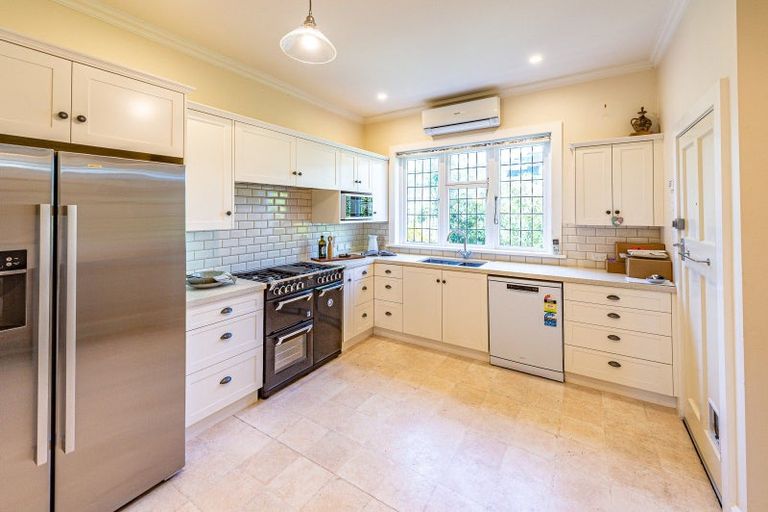 Photo of property in 299 Saint Hill Street, Whanganui, 4500