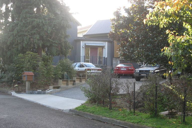 Photo of property in 2 Fiesta Grove, Raumati Beach, Paraparaumu, 5032