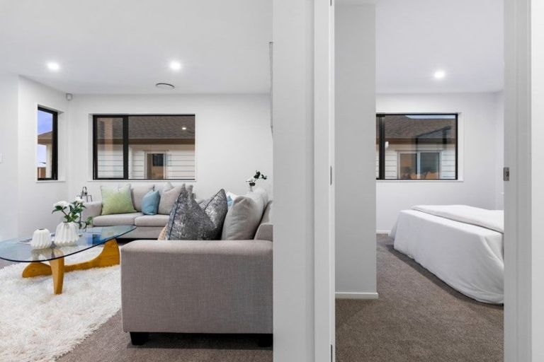 Photo of property in 19 Kearns Drive, Hobsonville, Auckland, 0616