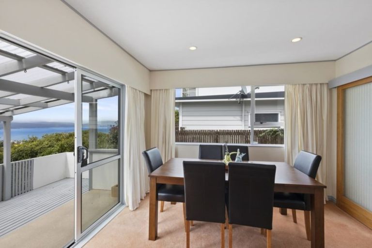 Photo of property in 35 Acacia Avenue, Maungaraki, Lower Hutt, 5010