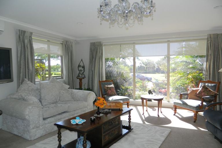 Photo of property in 18 Ranui Avenue, Kerikeri, 0230