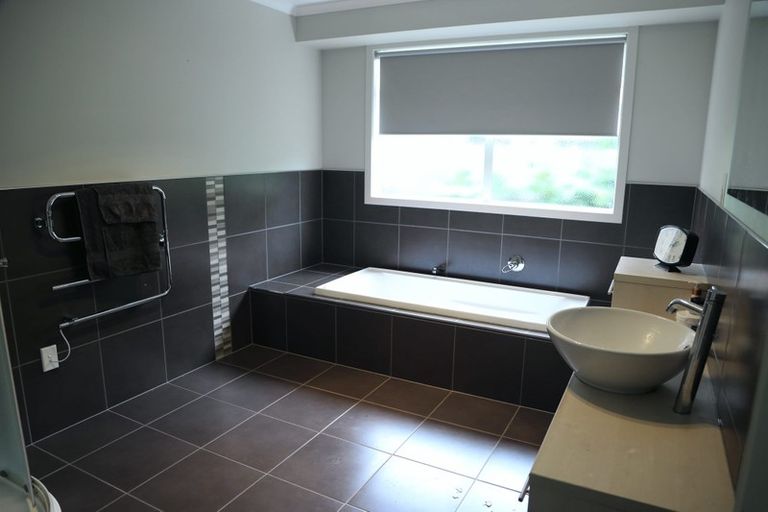 Photo of property in 42 Moonlight Drive, Rototuna North, Hamilton, 3210