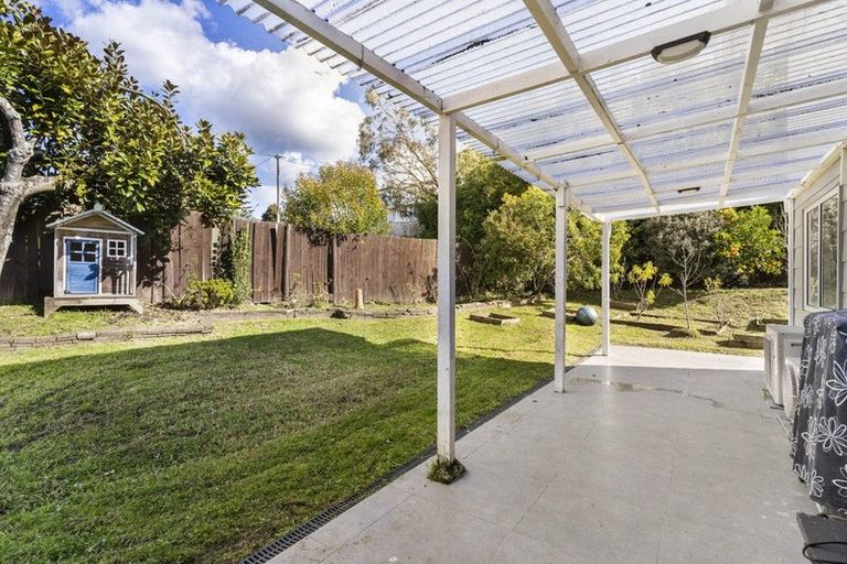 Photo of property in 60 Kohekohe Street, New Lynn, Auckland, 0600