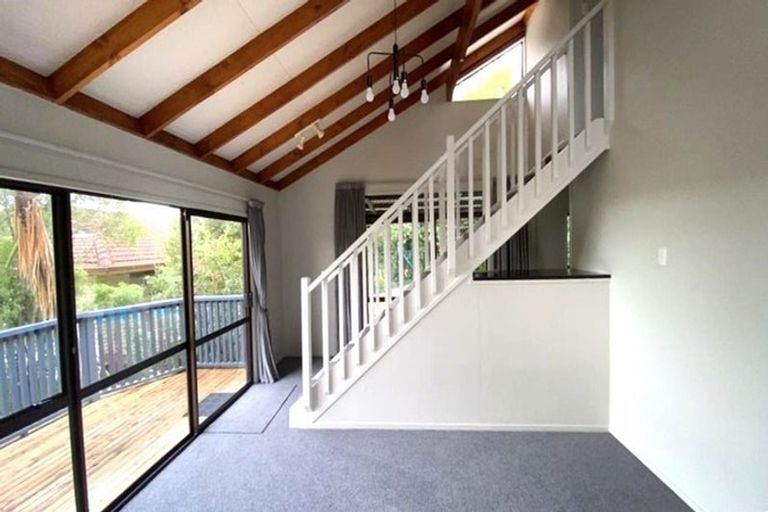 Photo of property in 24b Barberton Terrace, Red Hill, Papakura, 2110